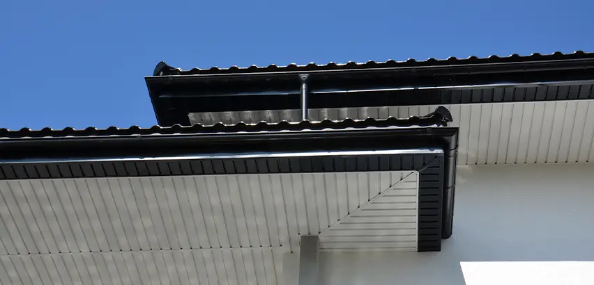Roof Overhang Repair in Edgewood